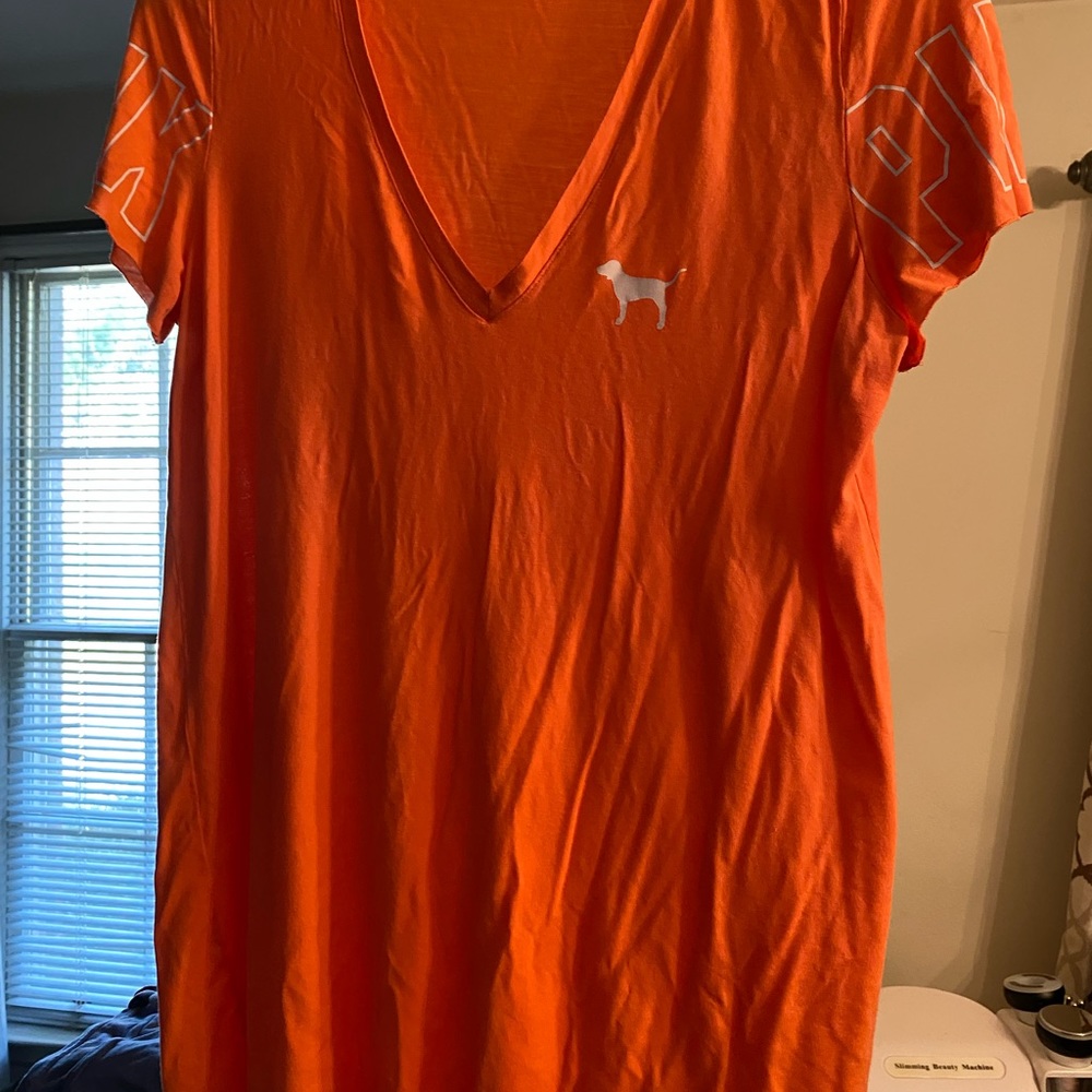 V neck t shirt